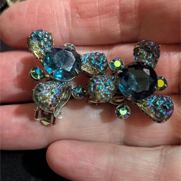 Vintage Blue Rhinestone Floral Brooch & Clip-On Earrings Set Estate Statement - Picture 5 of 8